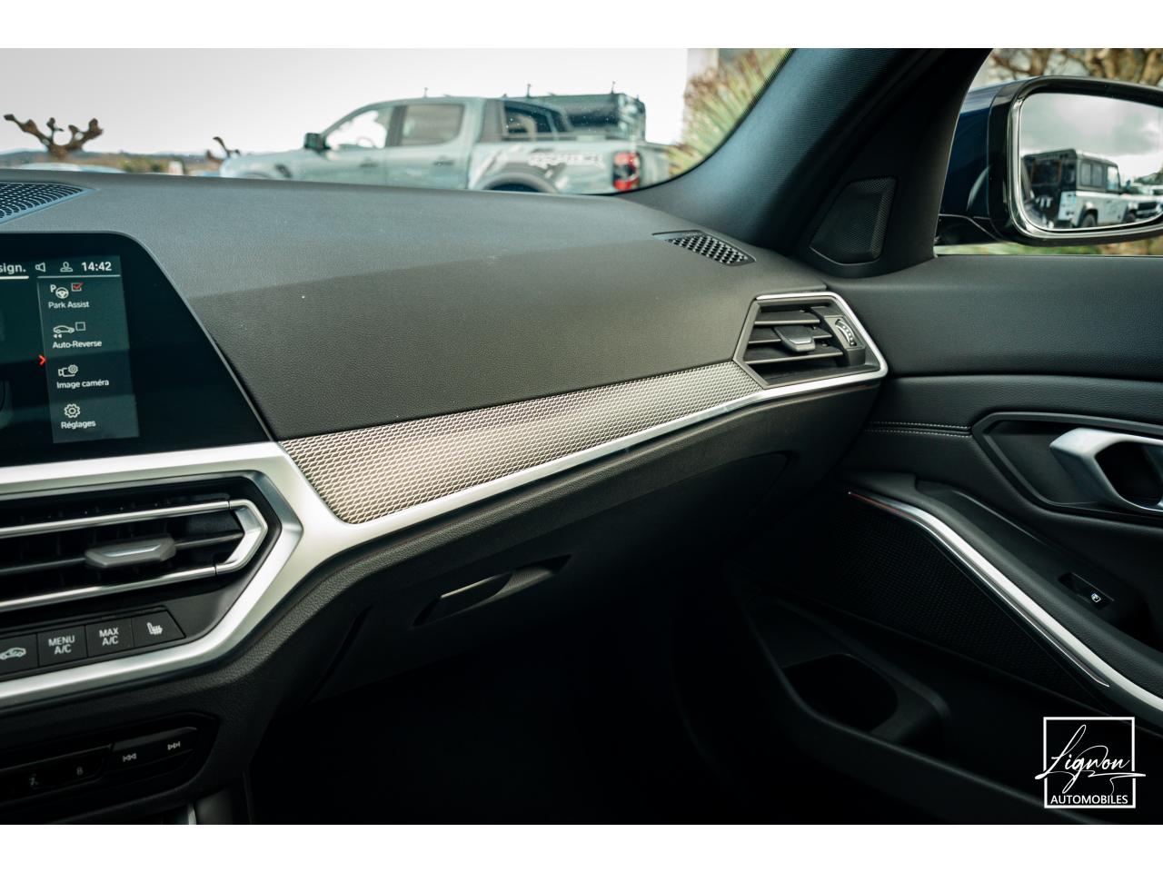 Photo BMW serie 3 touring 330dA xDrive 286ch M Sport - TVA apparente