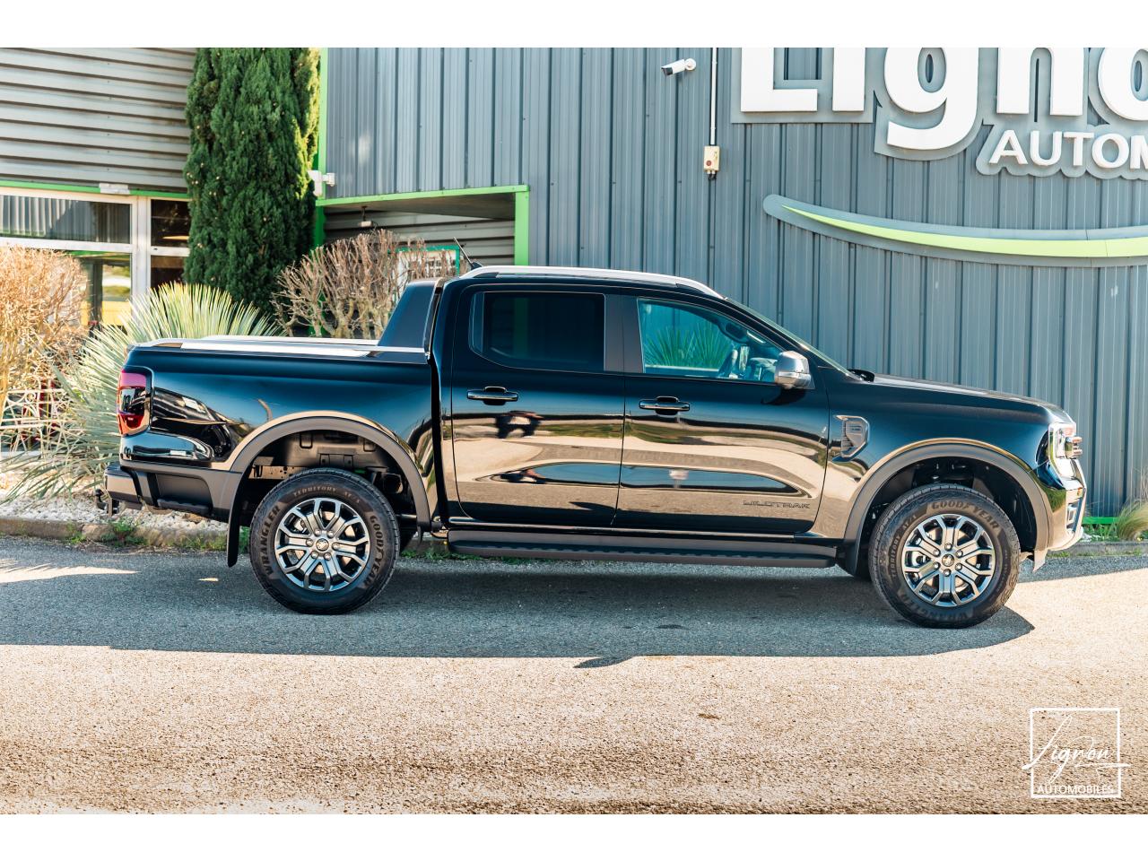 Photo FORD RANGER Wildtrak Double Cabine 3.0 V6 240 ch