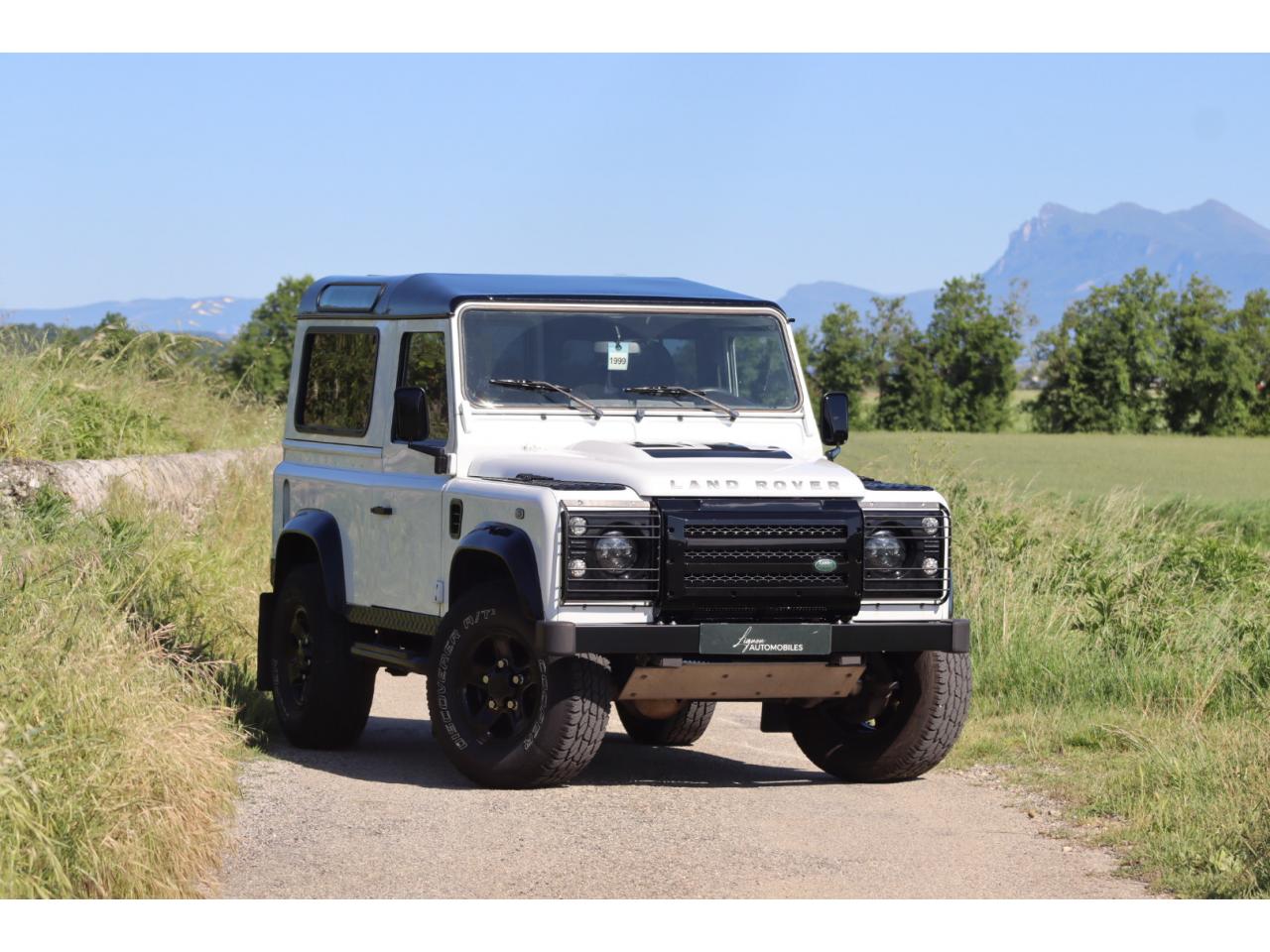 Photo LAND ROVER DEFENDER 90 2.4 SW 4 PLACES