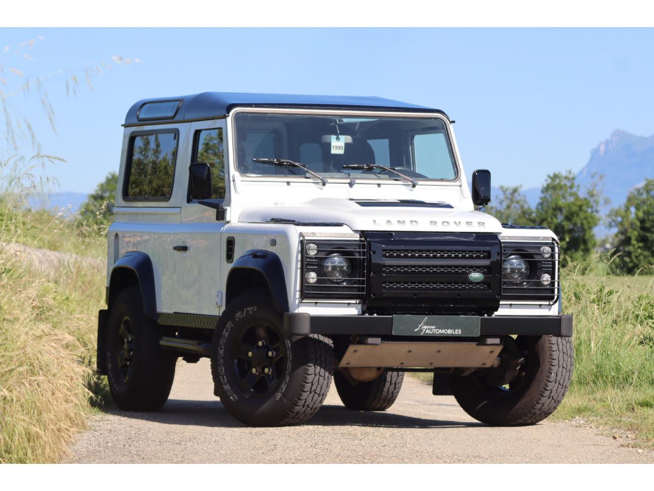 Photo LAND ROVER DEFENDER 90 2.4 SW 4 PLACES