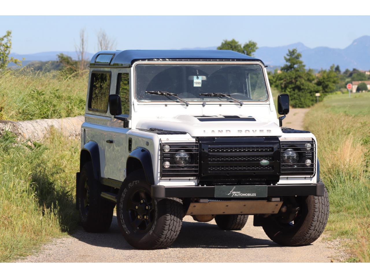 Photo LAND ROVER DEFENDER 90 2.4 SW 4 PLACES