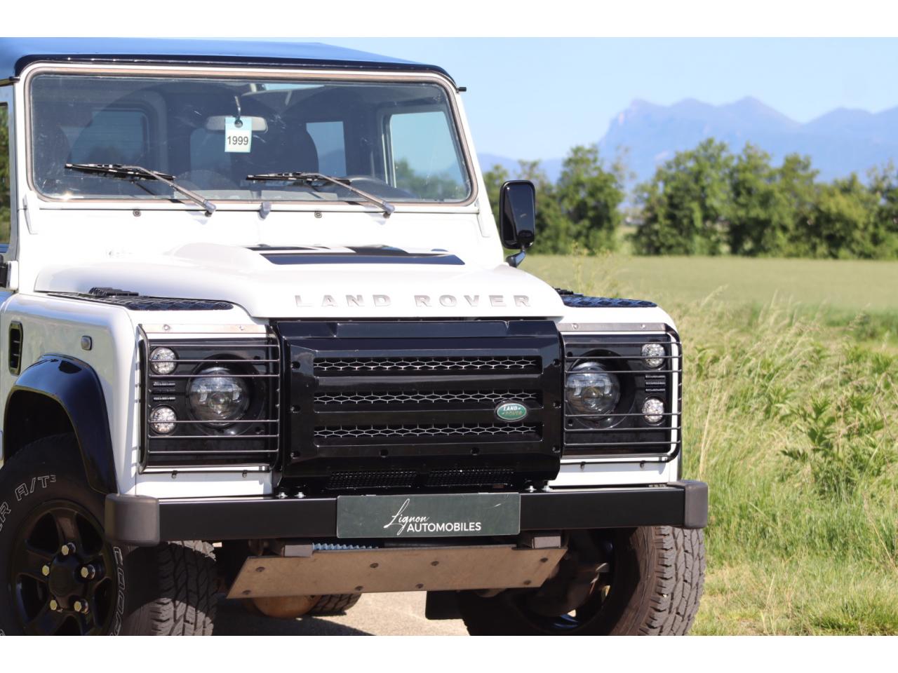 Photo LAND ROVER DEFENDER 90 2.4 SW 4 PLACES