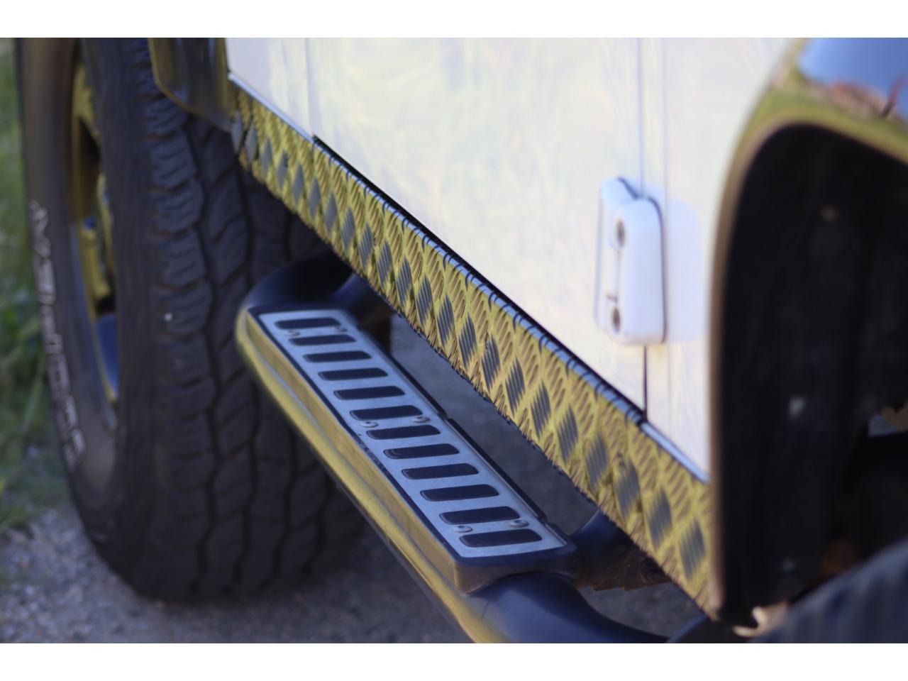 Photo LAND ROVER DEFENDER 90 2.4 SW 4 PLACES