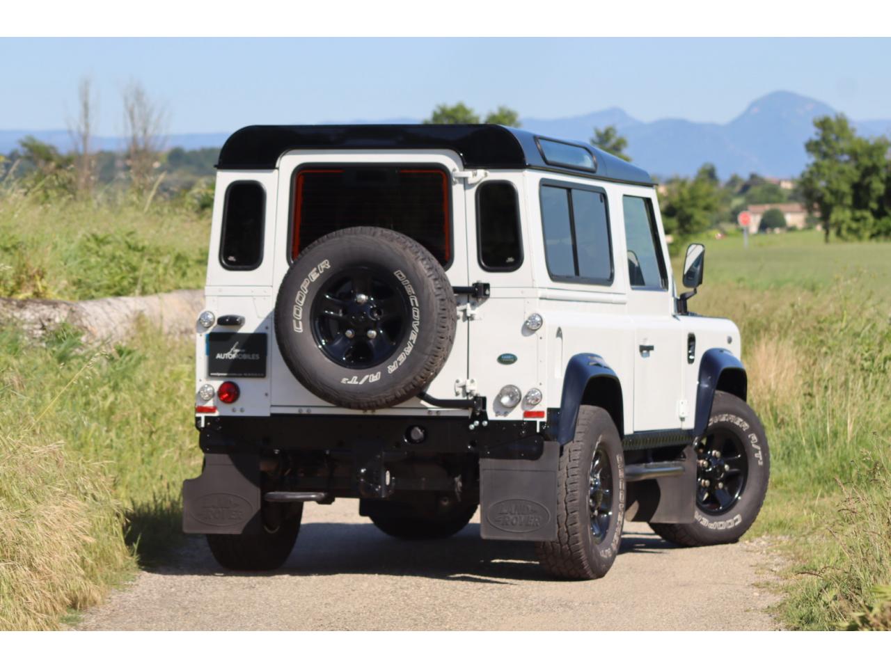 Photo LAND ROVER DEFENDER 90 2.4 SW 4 PLACES