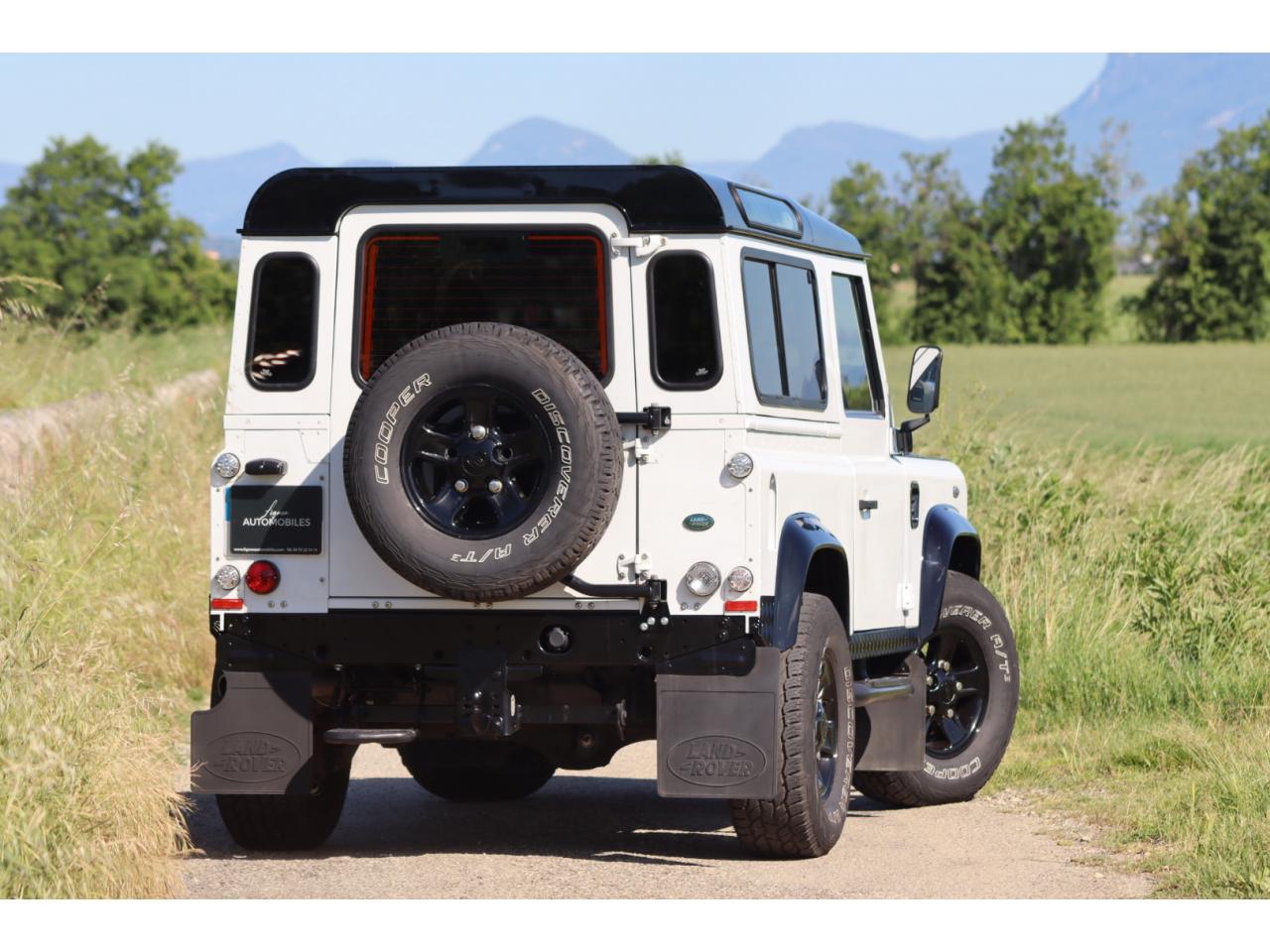 LAND ROVER DEFENDER 90 2.4 SW 4 PLACES