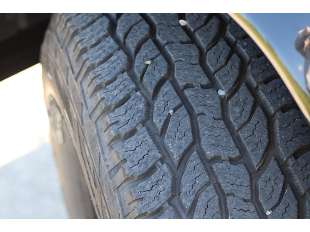 Photo LAND ROVER DEFENDER 90 2.4 SW 4 PLACES