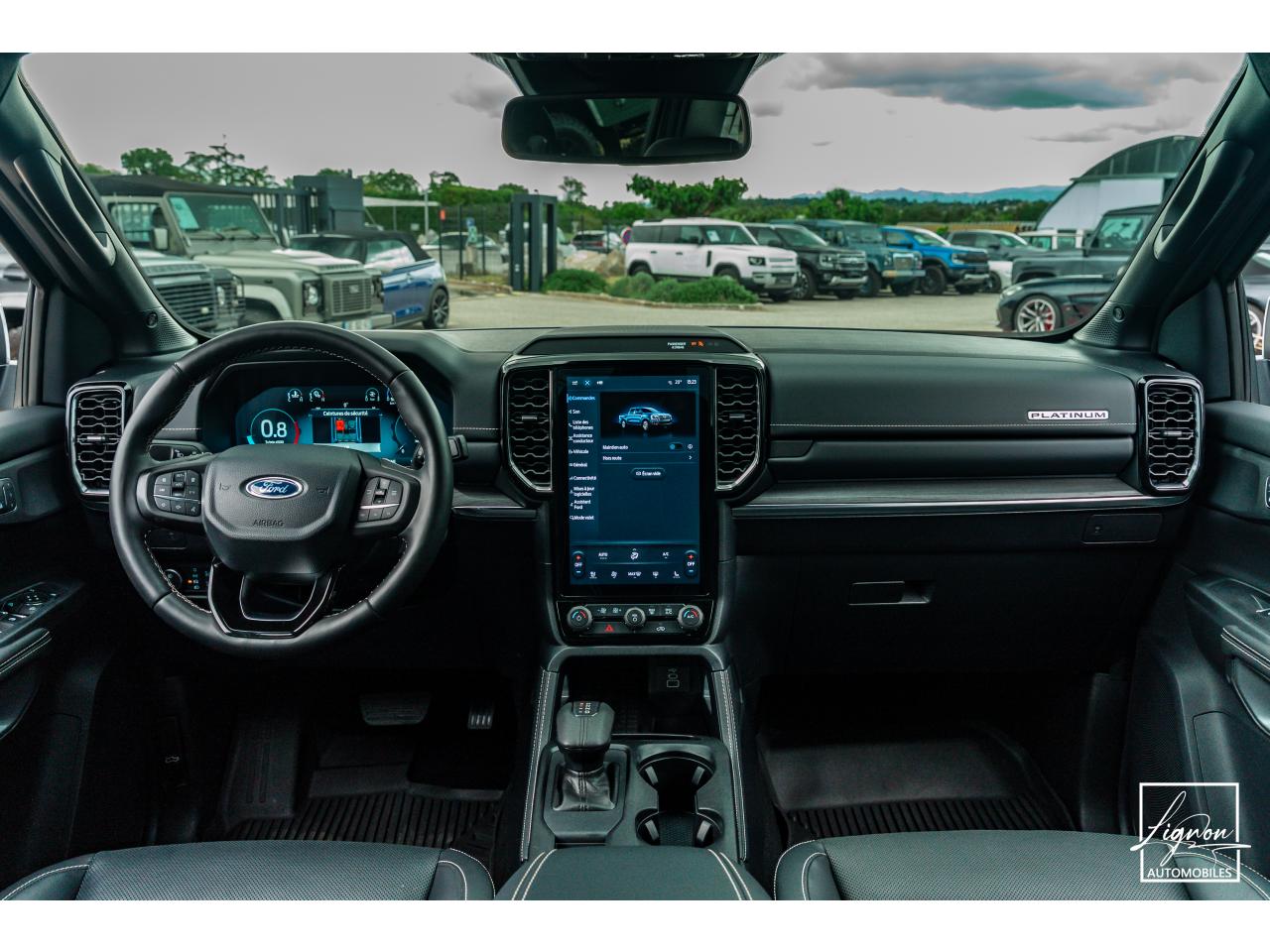 Photo FORD RANGER Platinum Double Cabine 3.0 V6 240 - BVA 2025 - TVA Apparente - Garantie 5 ans