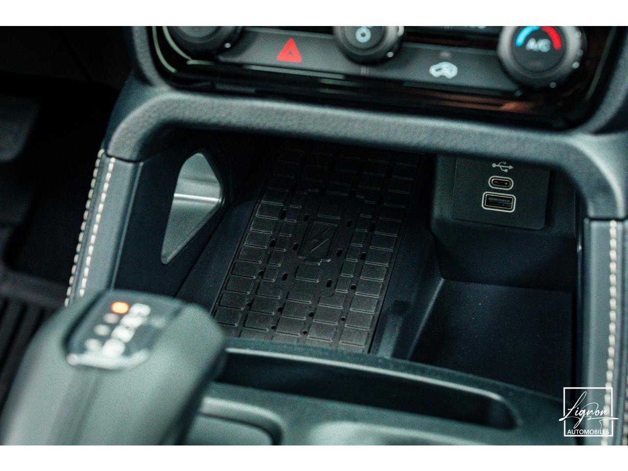 Photo FORD RANGER Platinum Double Cabine 3.0 V6 240 - BVA 2025 - TVA Apparente - Garantie 5 ans