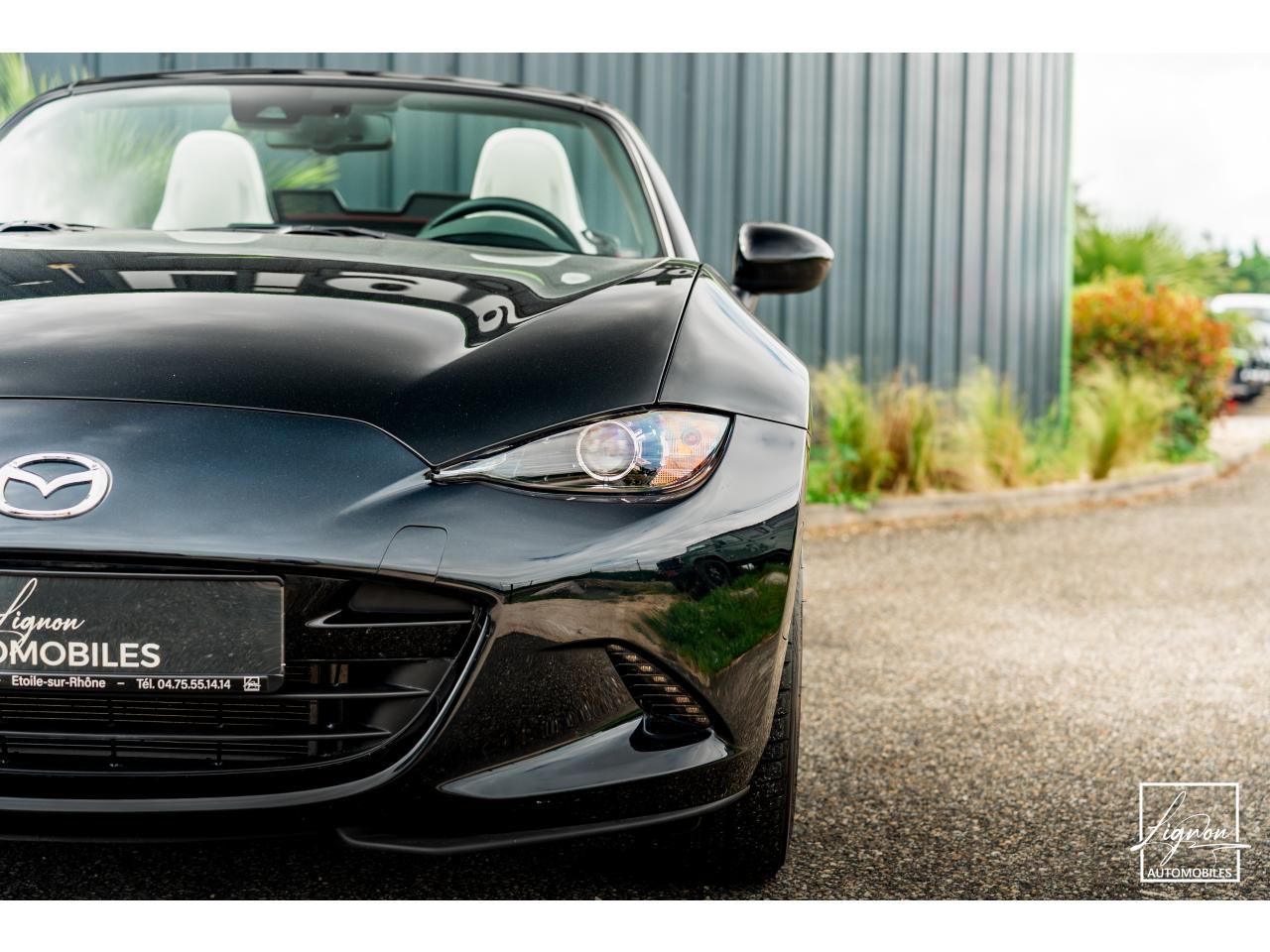 Photo MAZDA MX-5 Mazda 2.0 Skyactiv-G 184 ch Roadster Sélection - Cuir Pure White - Seulement 9 900 km