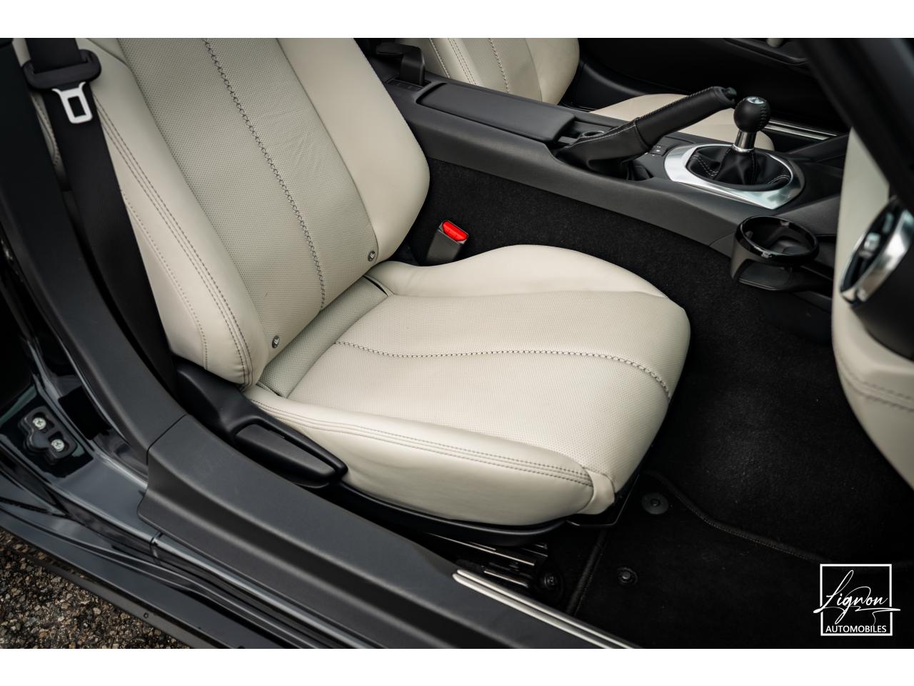 Photo MAZDA MX-5 Mazda 2.0 Skyactiv-G 184 ch Roadster Sélection - Cuir Pure White - Seulement 9 900 km