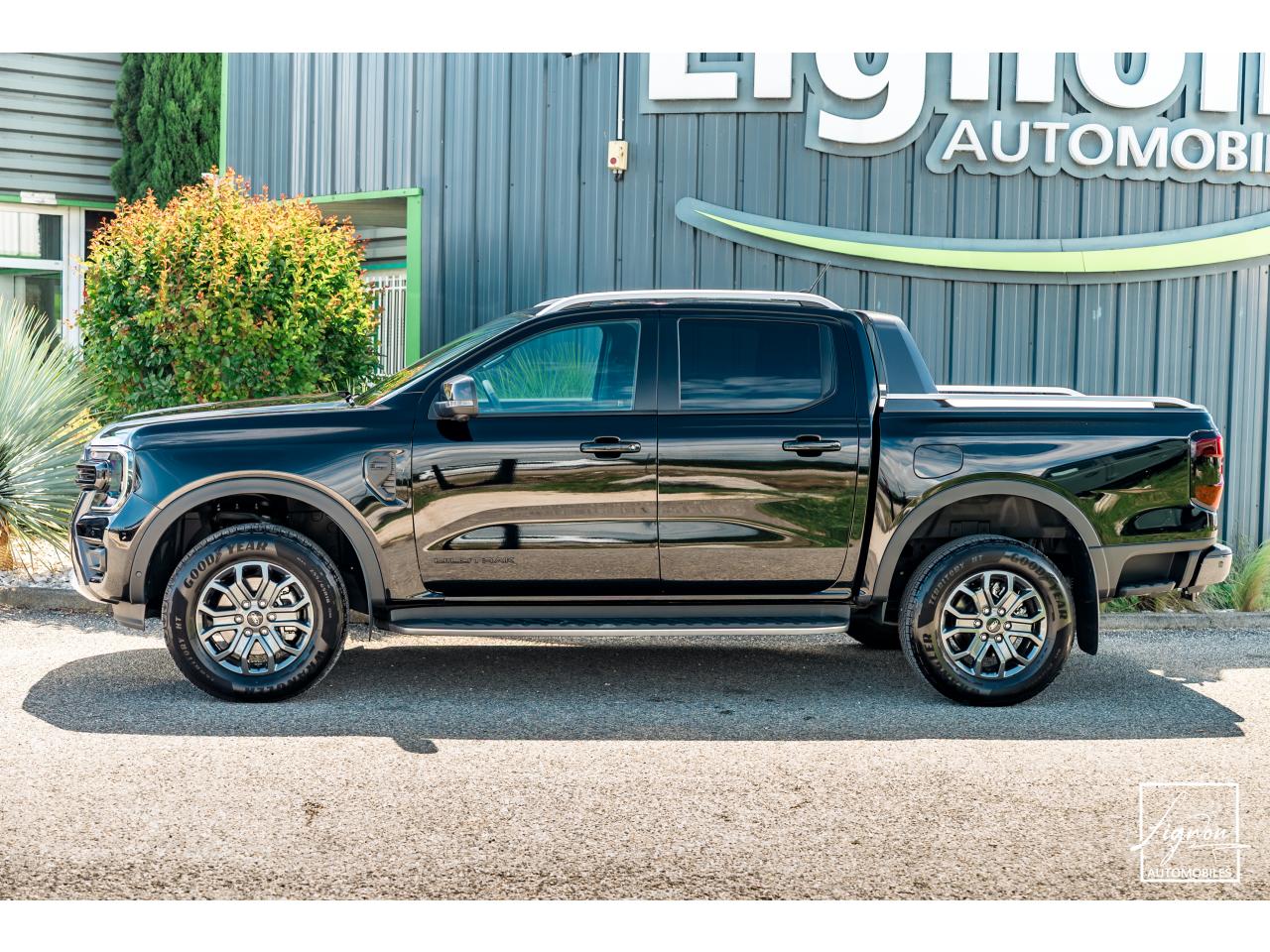 Photo FORD RANGER Wildtrak Double Cabine 2.0 EcoBlue - 205 - BVA S&S e-AWD  2025 et 6 000km seulement