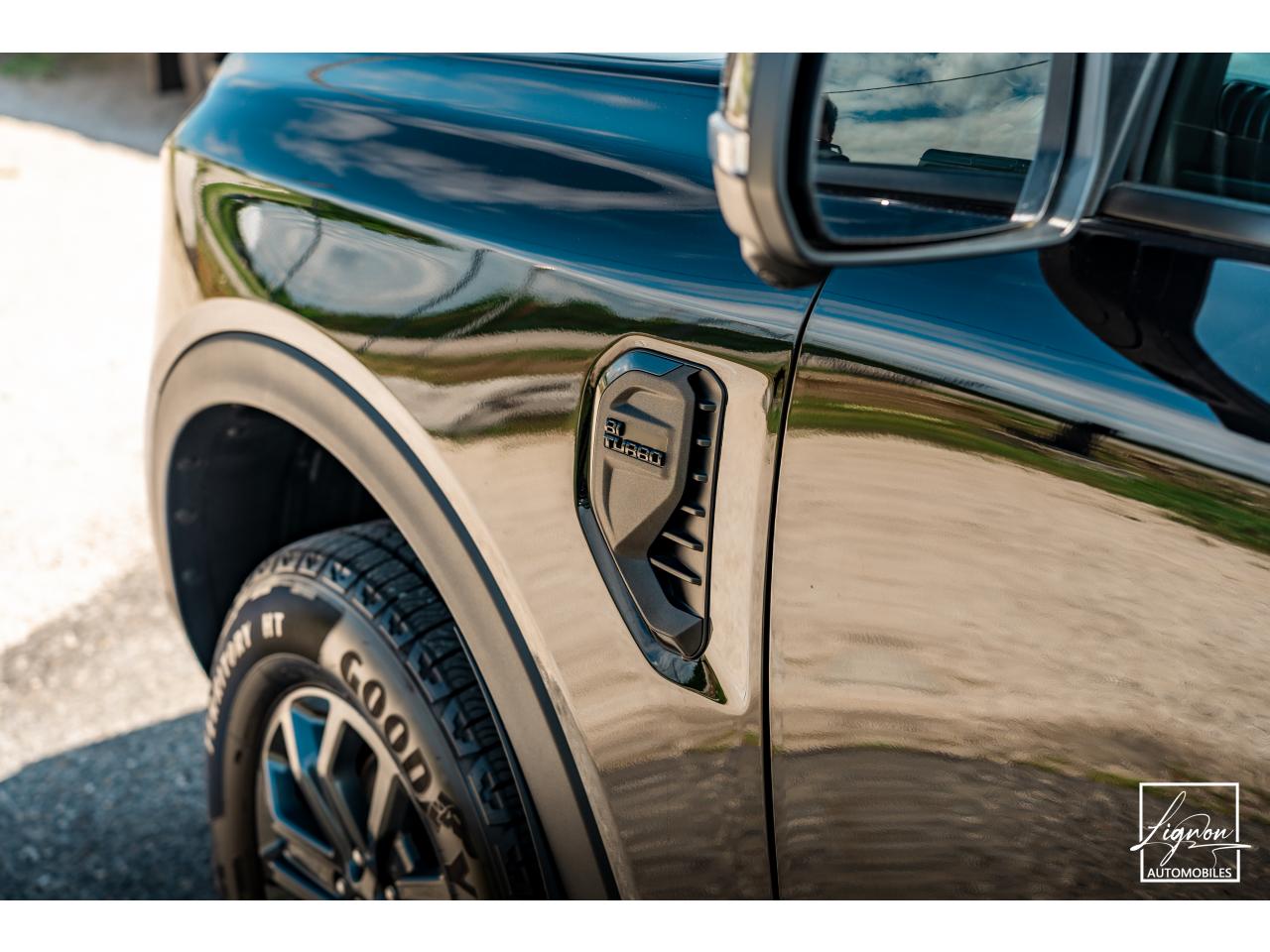 Photo FORD RANGER Wildtrak Double Cabine 2.0 EcoBlue - 205 - BVA S&S e-AWD  2025 et 6 000km seulement