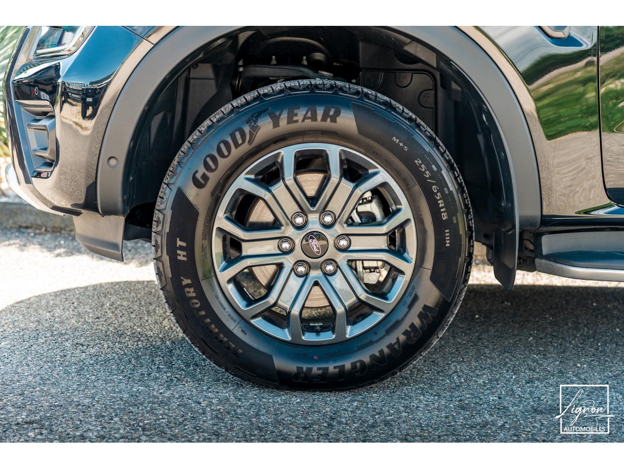 Photo FORD RANGER Wildtrak Double Cabine 2.0 EcoBlue - 205 - BVA S&S e-AWD  2025 et 6 000km seulement