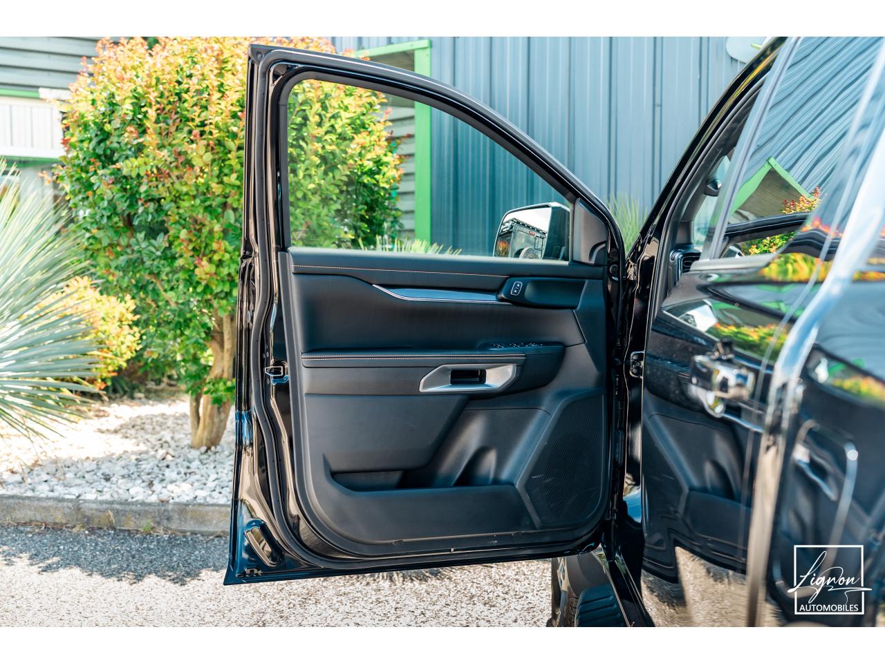 Photo FORD RANGER Wildtrak Double Cabine 2.0 EcoBlue - 205 - BVA S&S e-AWD  2025 et 6 000km seulement