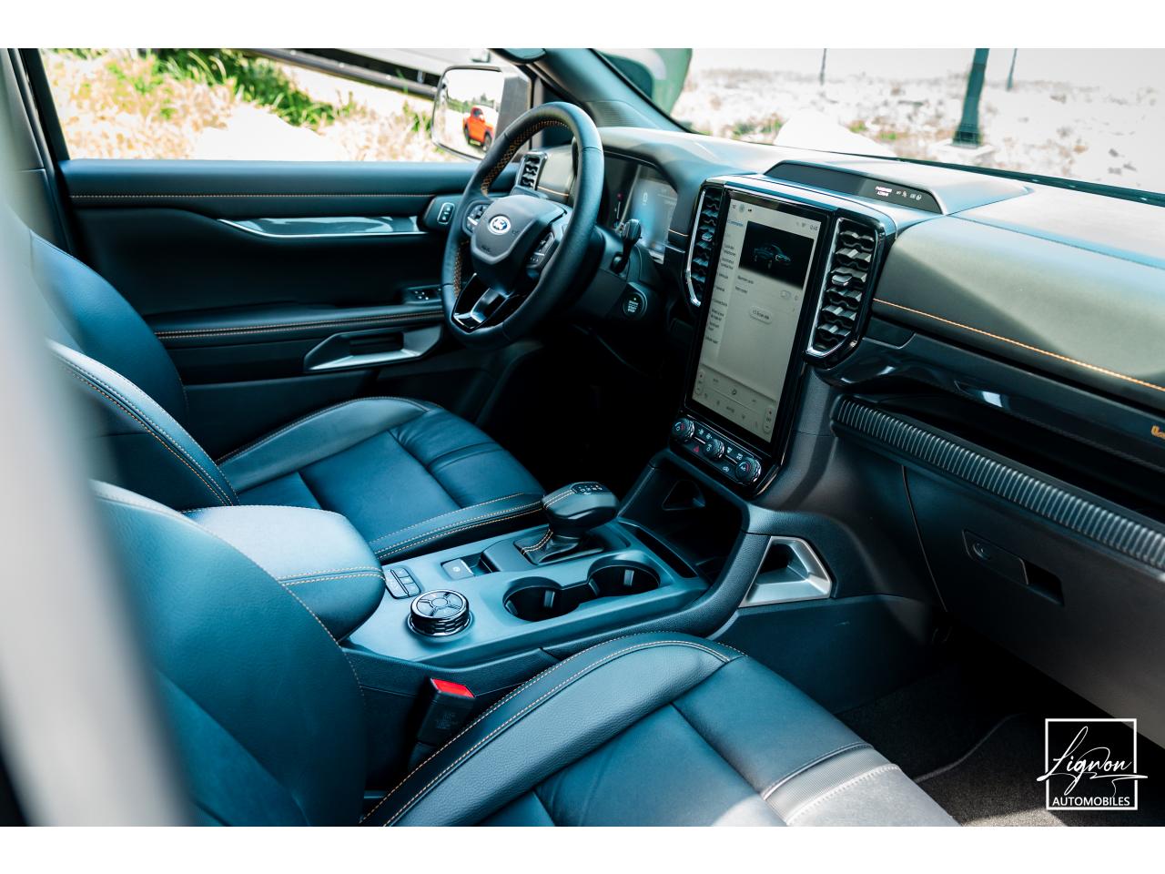 Photo FORD RANGER Wildtrak Double Cabine 2.0 EcoBlue - 205 - BVA S&S e-AWD  2025 et 6 000km seulement