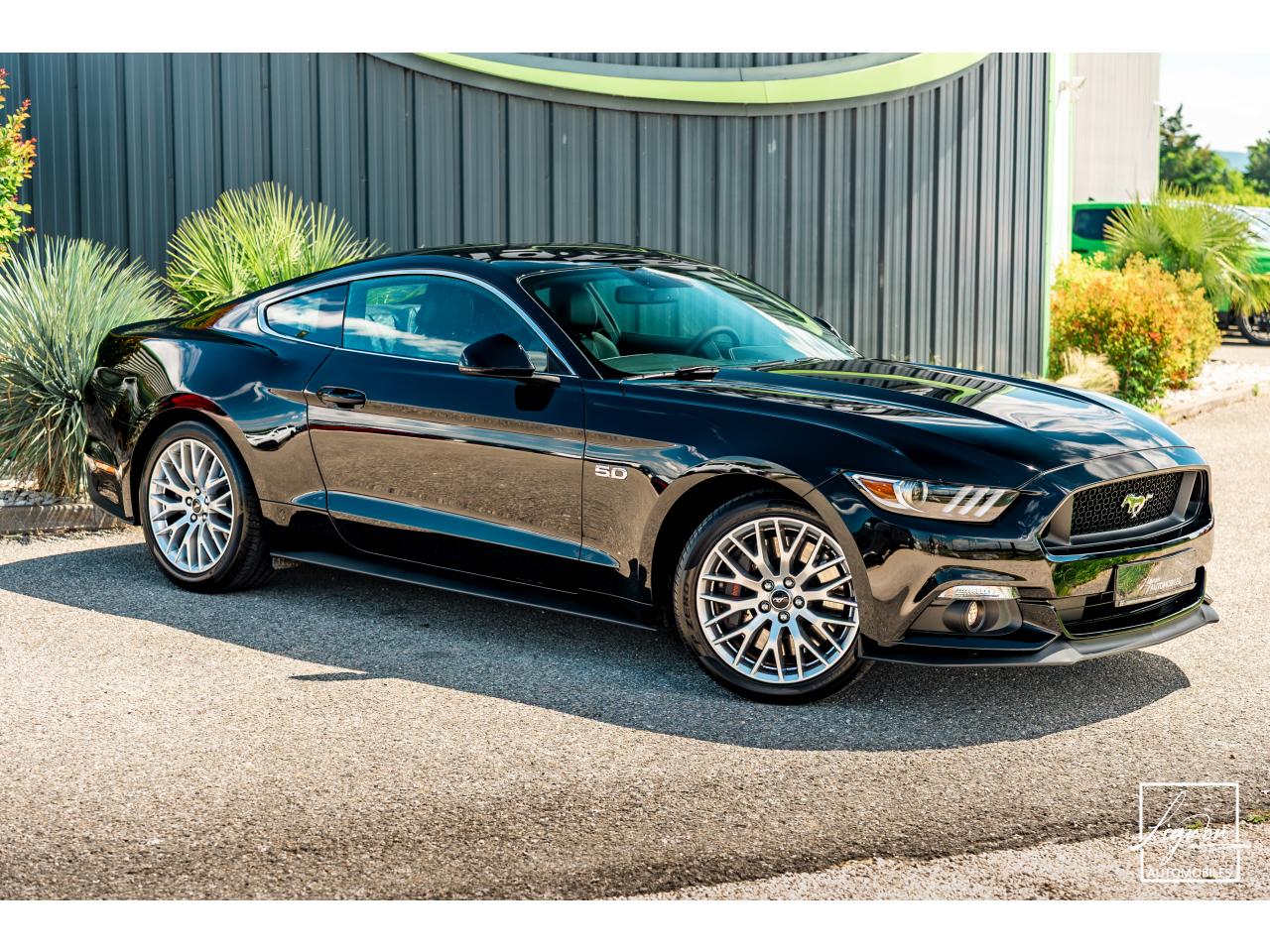 FORD MUSTANG Fastback 5.0 V8 GT - 421  2018 COUPE - 2018 et seulement 6 000km !!