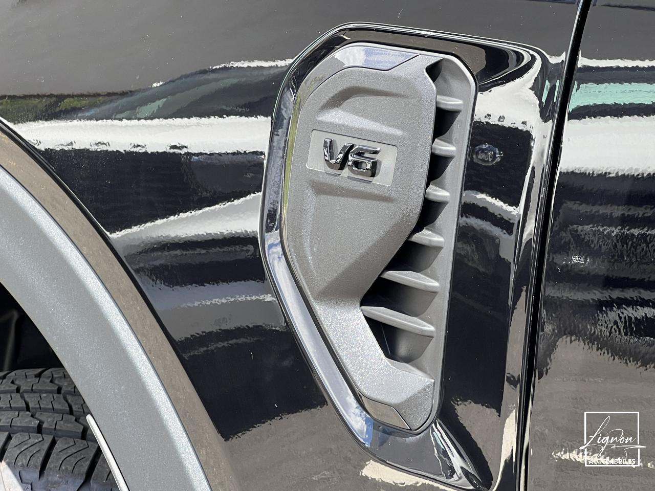 Photo FORD RANGER Wildtrak 3.0 V6 - 4 places - 240 - BVA 2026 Double Cabine - TVA Apparente