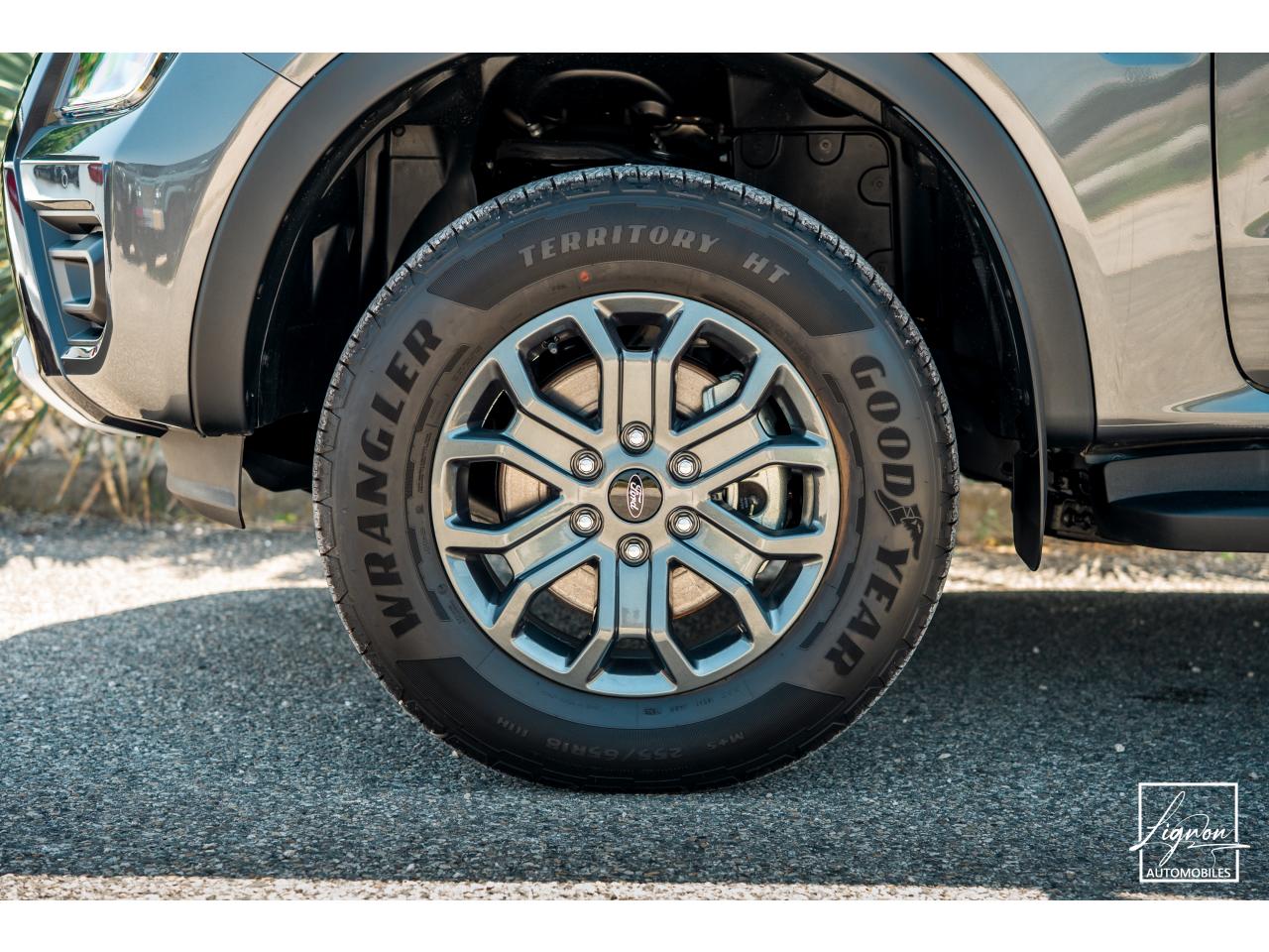 Photo FORD RANGER Wildtrak 3.0 V6 Double Cabine - 240 - BVA 2026 4 places - TVA Apparente
