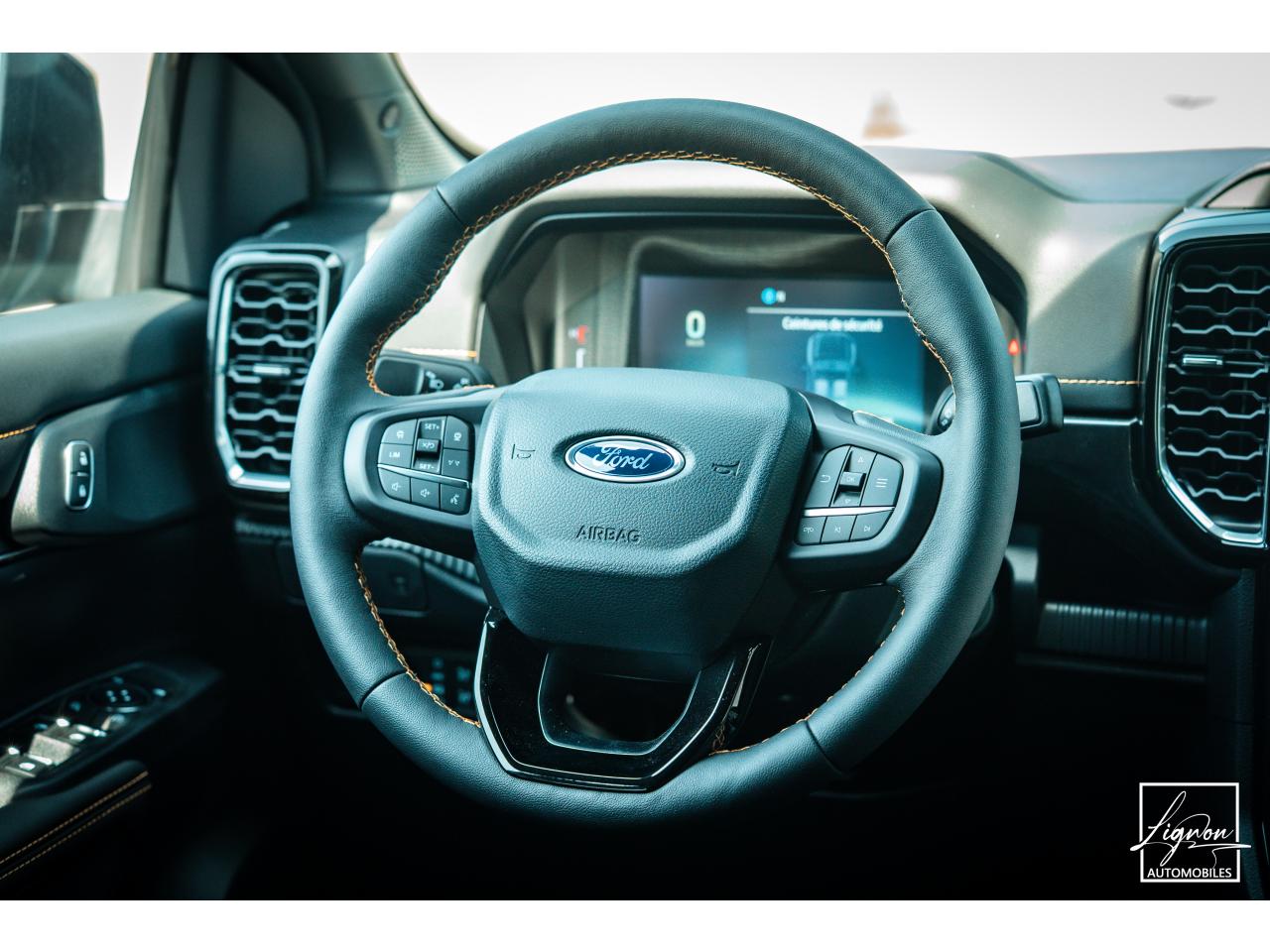 Photo FORD RANGER Wildtrak 3.0 V6 Double Cabine - 240 - BVA 2026 4 places - TVA Apparente