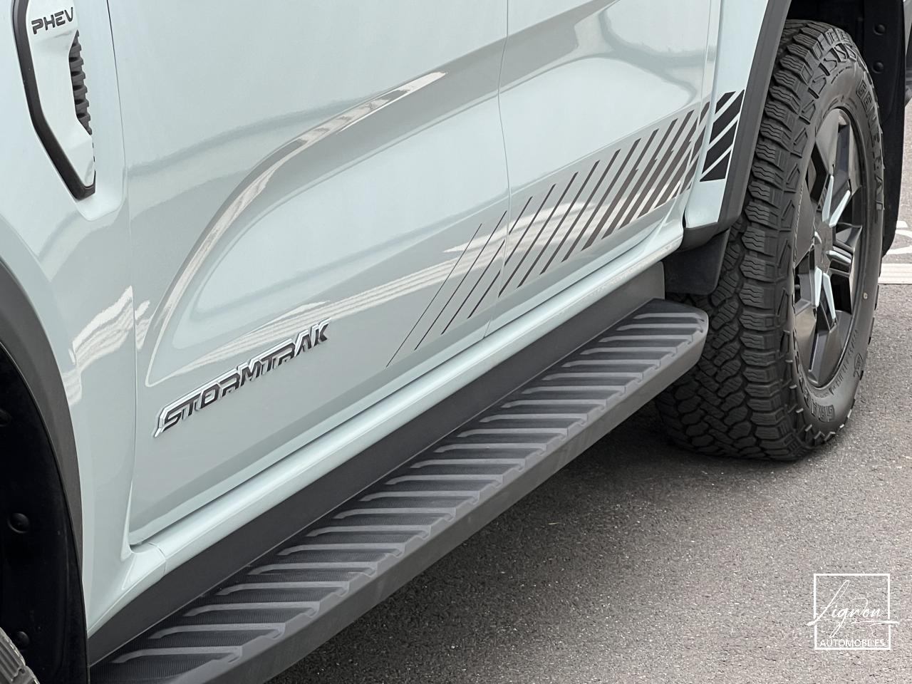 Photo FORD RANGER Stormtrak Double Cabine 5 places - 2.3 EcoBoost GTDi PHEV 281 ch BVA S&S - SANS MALUS