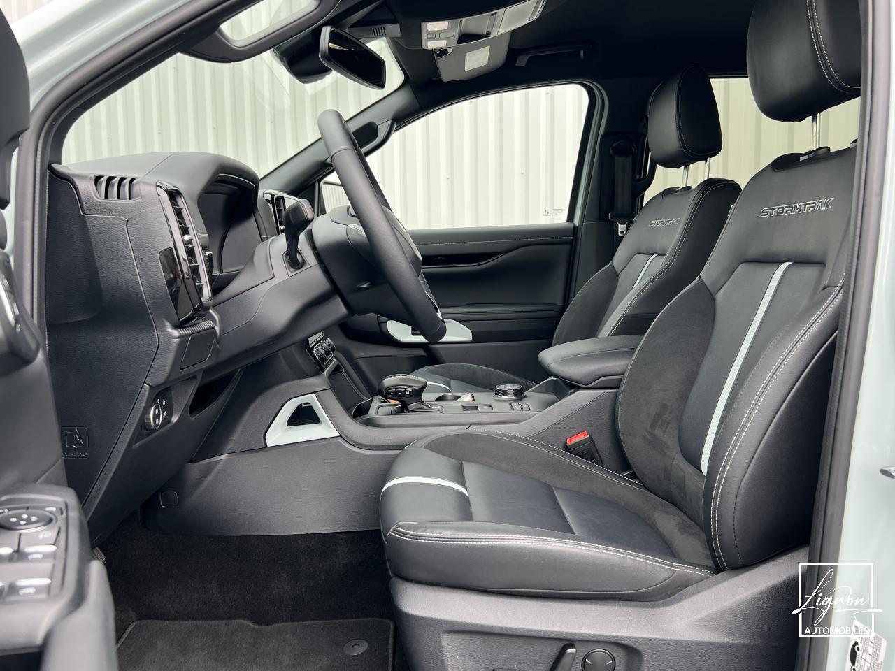 Photo FORD RANGER Stormtrak Double Cabine 5 places - 2.3 EcoBoost GTDi PHEV 281 ch BVA S&S - SANS MALUS
