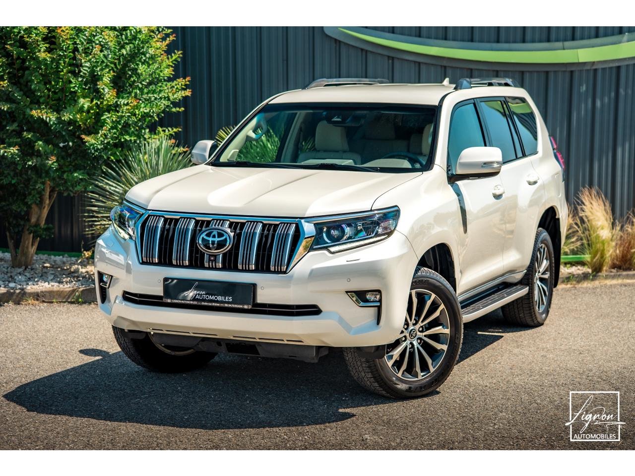 TOYOTA LAND CRUISER 150 PREMIUM LOUNGE177 D-4D 6 BVA - 5 places Carte Grise