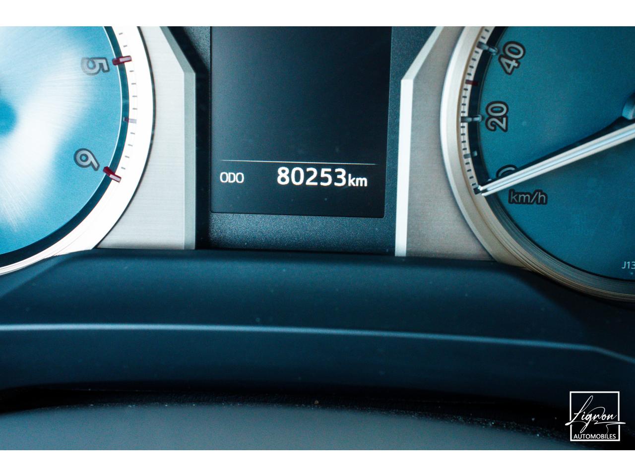 Photo TOYOTA LAND CRUISER 150 PREMIUM LOUNGE177 D-4D 6 BVA - 5 places Carte Grise