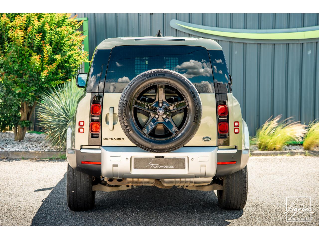 Photo LAND ROVER DEFENDER 90 3.0 D250 MHEV BVA8 Hard Top SE - TVA Récupérable
