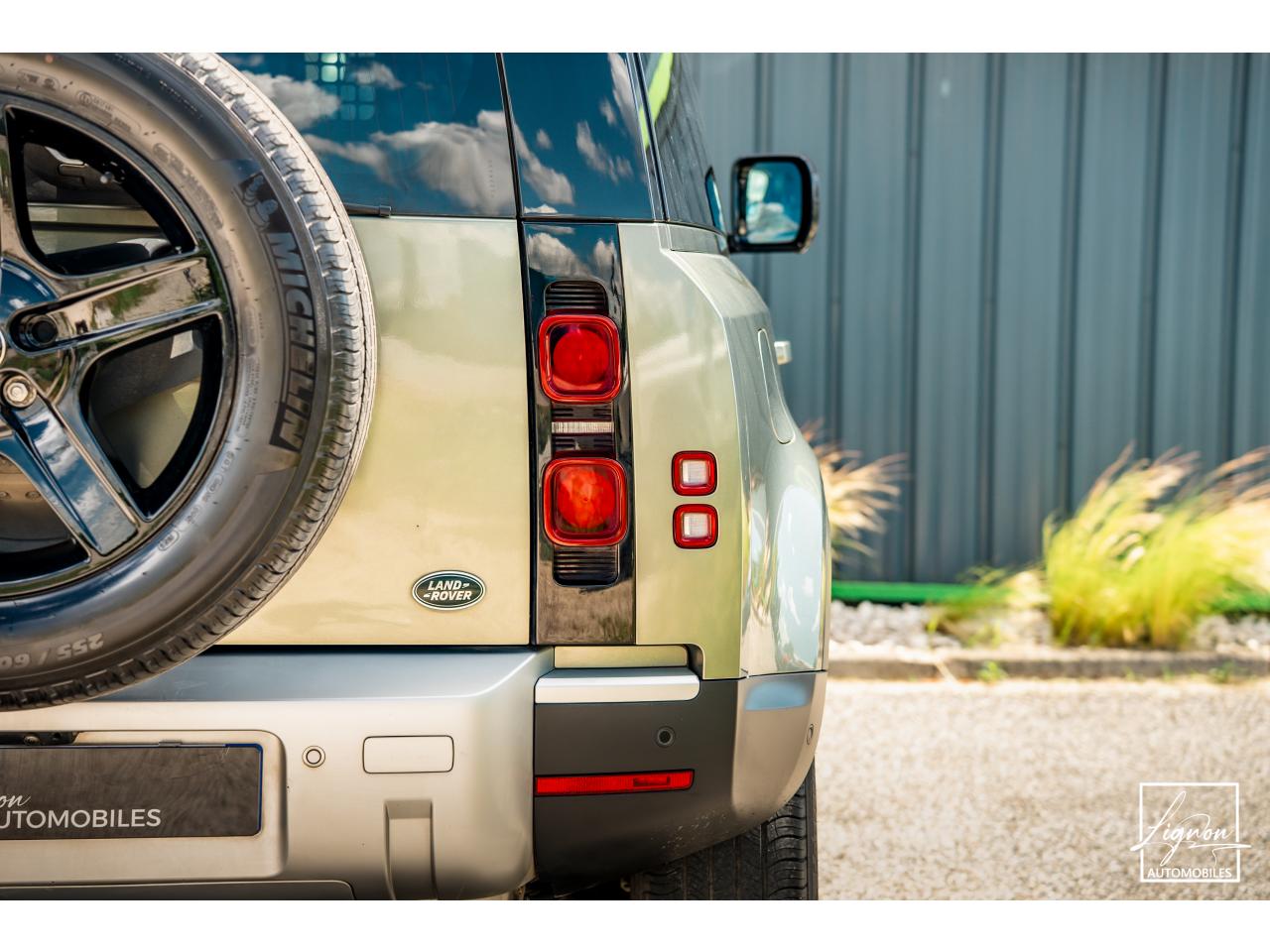 Photo LAND ROVER DEFENDER 90 3.0 D250 MHEV BVA8 Hard Top SE - TVA Récupérable