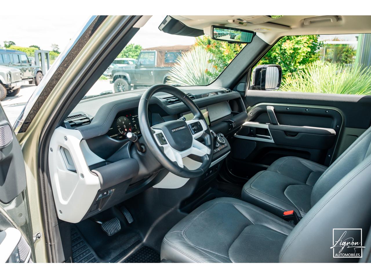 Photo LAND ROVER DEFENDER 90 3.0 D250 MHEV BVA8 Hard Top SE - TVA Récupérable