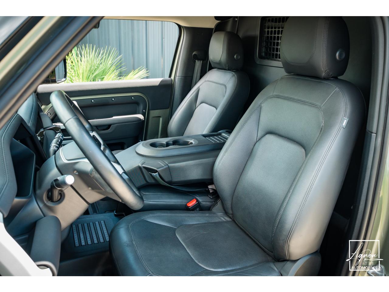 Photo LAND ROVER DEFENDER 90 3.0 D250 MHEV BVA8 Hard Top SE - TVA Récupérable