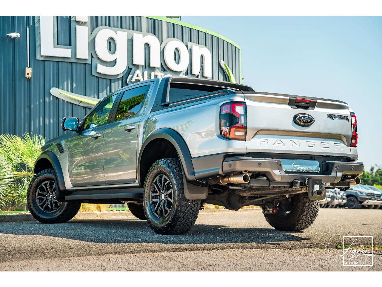 Photo FORD RANGER Raptor 3.0 V6 EcoBoost 292ch DOUBLE CABINE 2023 - TVA APPARENTE - GARANTIE 7 ANS