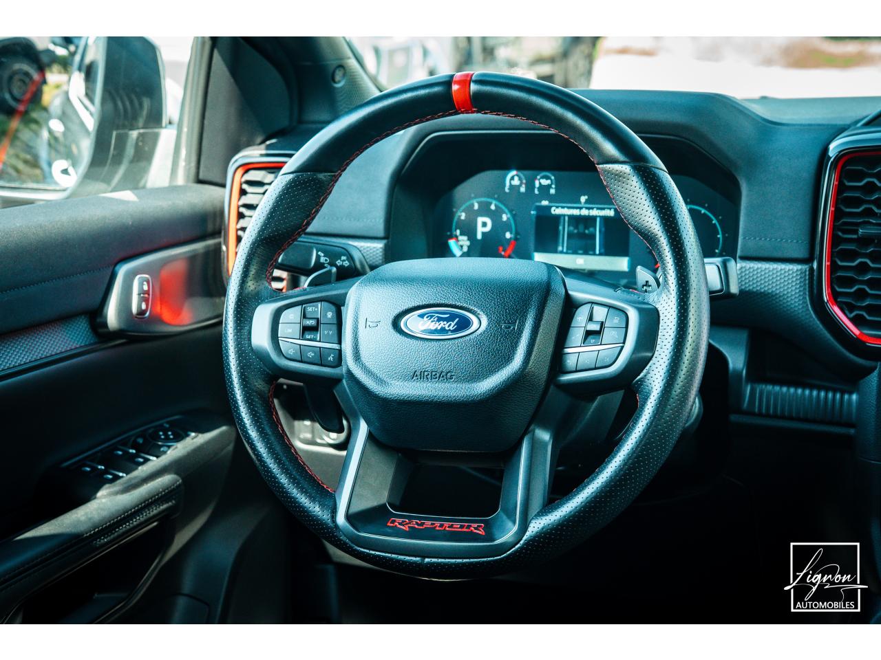 Photo FORD RANGER Raptor 3.0 V6 EcoBoost 292ch DOUBLE CABINE 2023 - TVA APPARENTE - GARANTIE 7 ANS