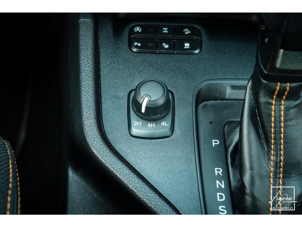 Photo FORD RANGER Wildtrak Super cabine 4 places 2.0 EcoBlue - 213 - BVA