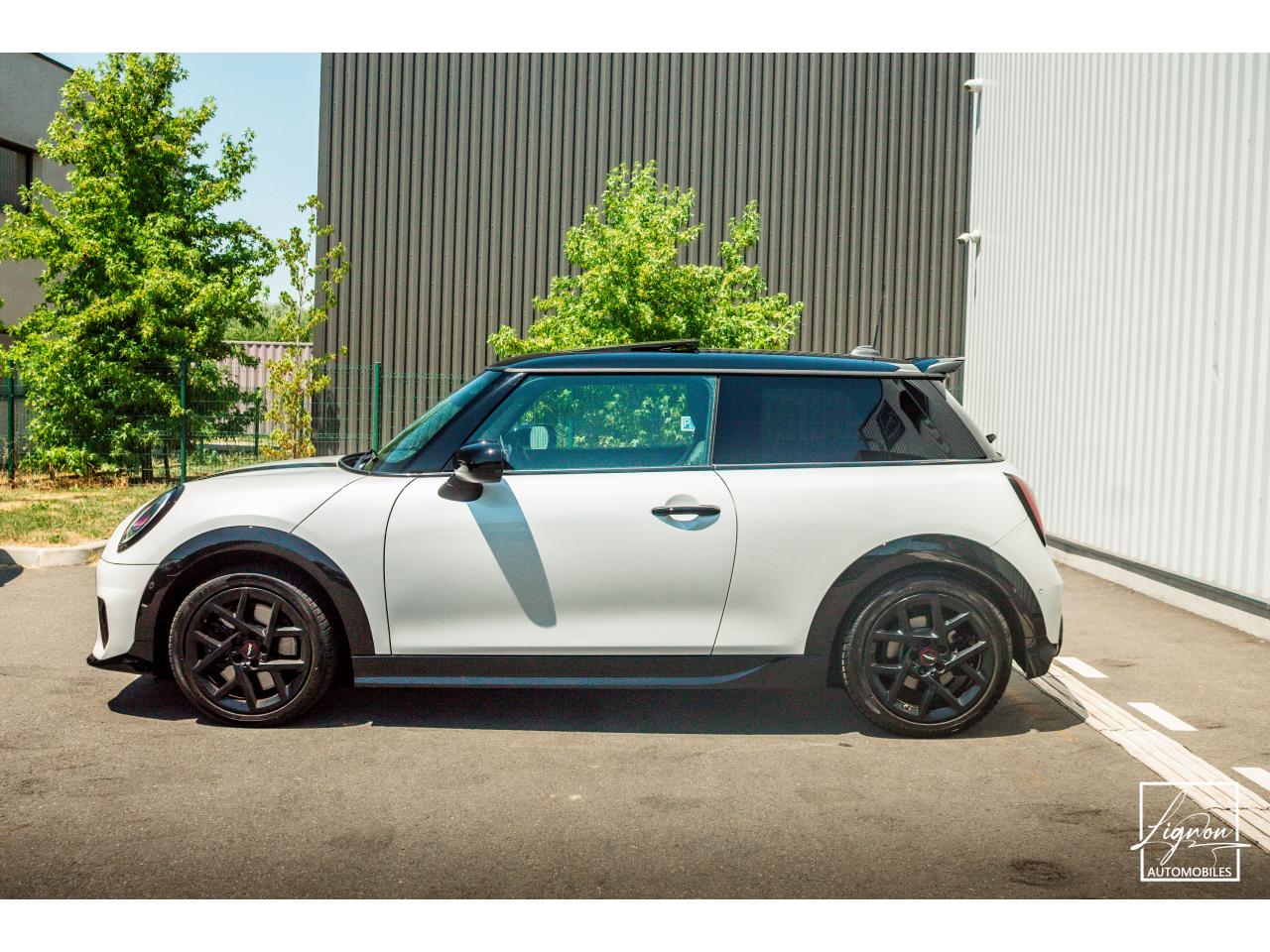 Photo MINI COOPER S Pack JCW 2.0 204 CH - BVA Sport