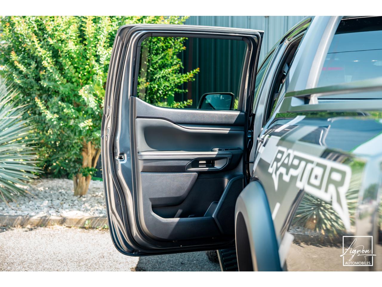 Photo FORD RANGER Raptor NEUF 3.0l Ecoboost v6 292cv - 2026 - 4 places - Pas de Malus - Tva Apparente