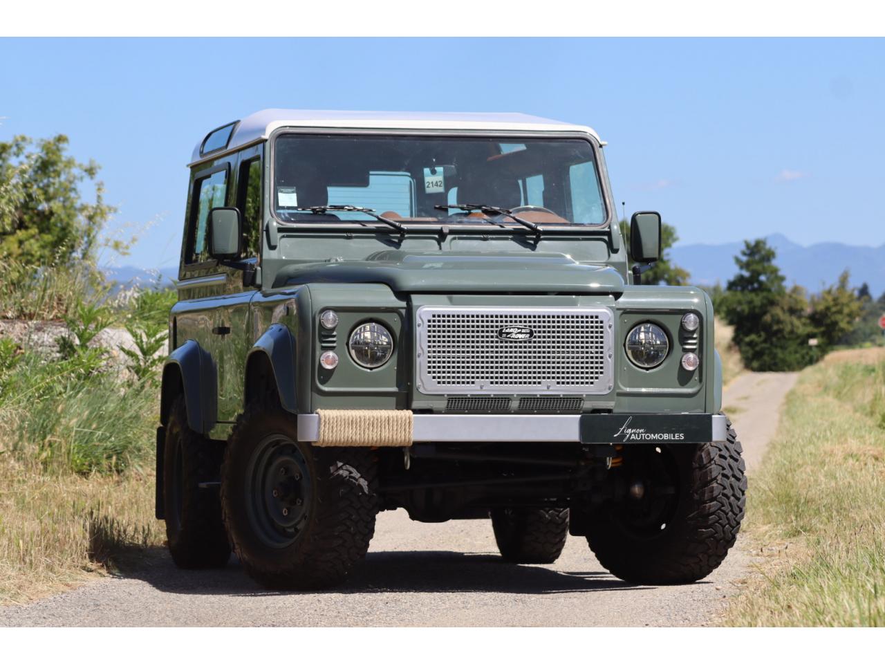 Photo LAND ROVER DEFENDER 90 2.2 Td4 HARD TOP SE - TVA RECUPERABLE