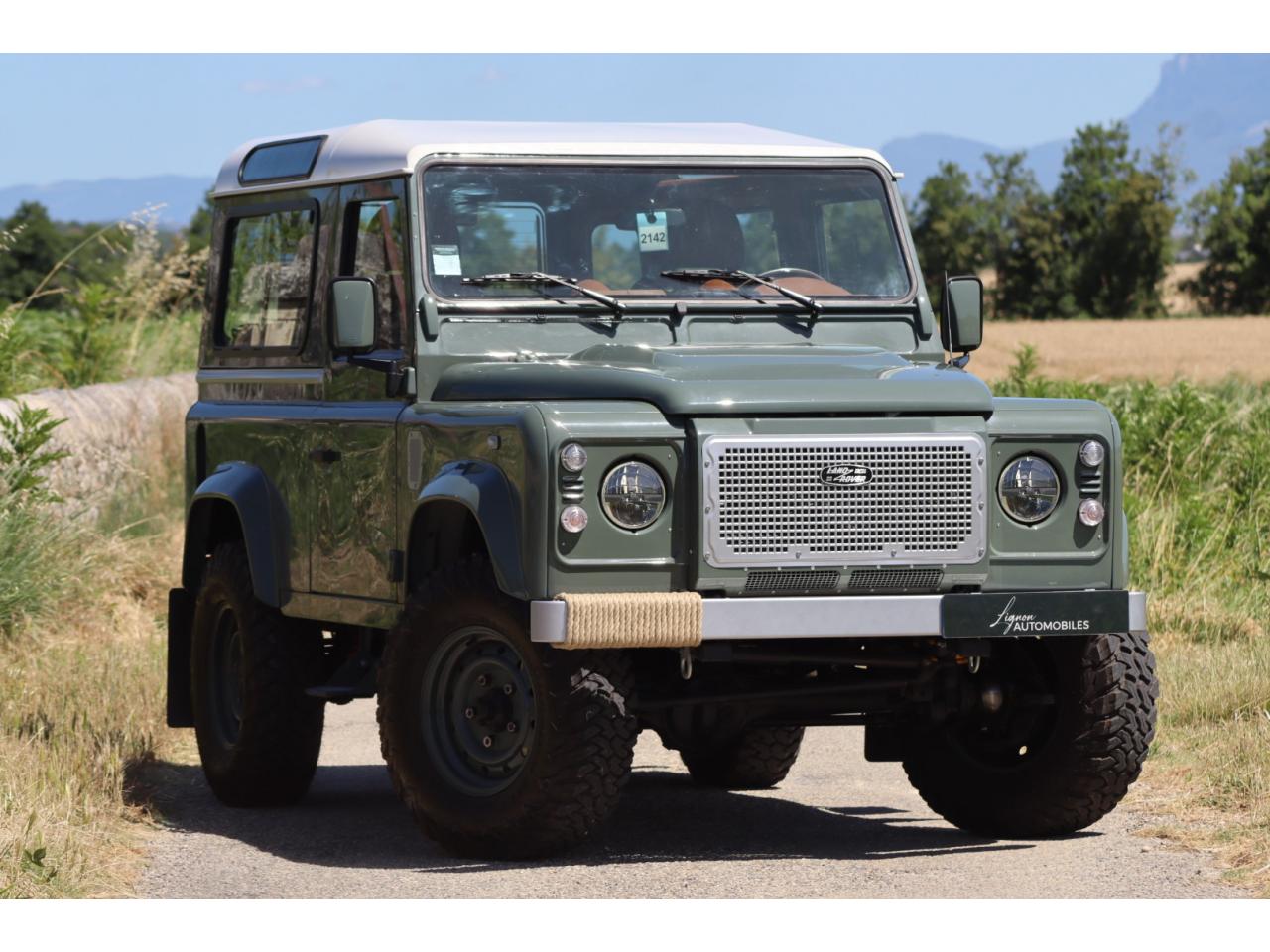 Photo LAND ROVER DEFENDER 90 2.2 Td4 HARD TOP SE - TVA RECUPERABLE