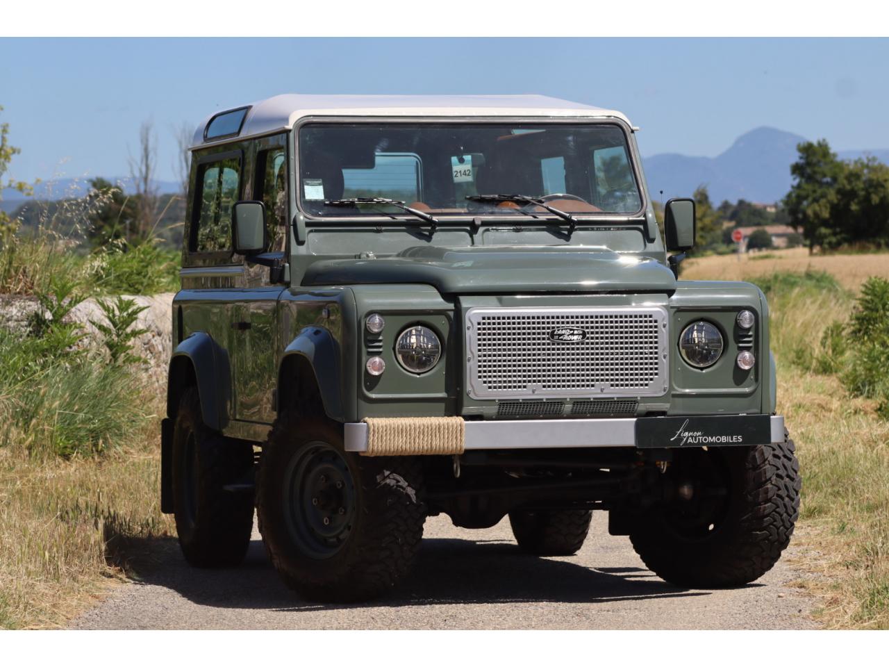 Photo LAND ROVER DEFENDER 90 2.2 Td4 HARD TOP SE - TVA RECUPERABLE