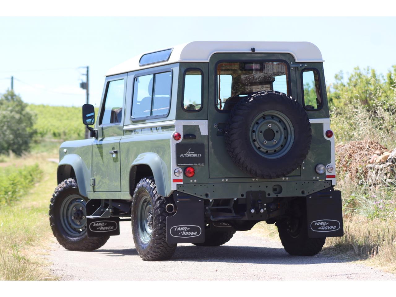 Photo LAND ROVER DEFENDER 90 2.2 Td4 HARD TOP SE - TVA RECUPERABLE