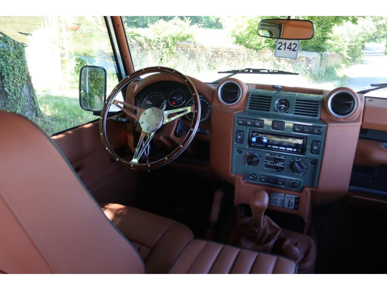 Photo LAND ROVER DEFENDER 90 2.2 Td4 HARD TOP SE - TVA RECUPERABLE