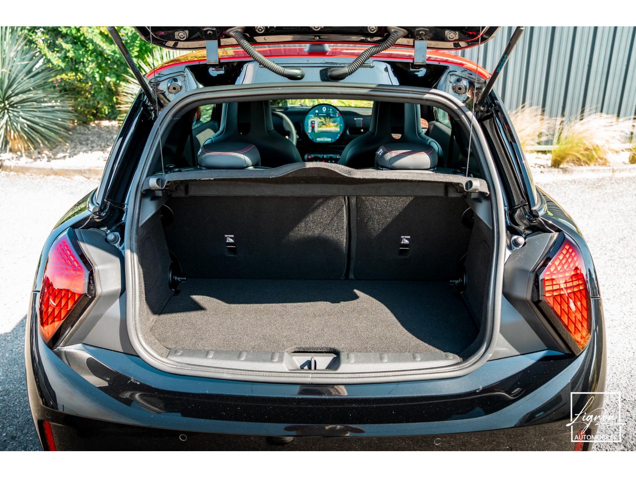 Photo MINI COOPER JCW 2.0 - 231 CH - BVA DKG7  XL