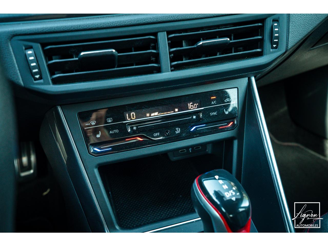 Photo VOLKSWAGEN POLO GTI 2.0 TSI - 207 - BV DSG 7 Beats Audio/Caméra/Regulateur ACC Adaptatif