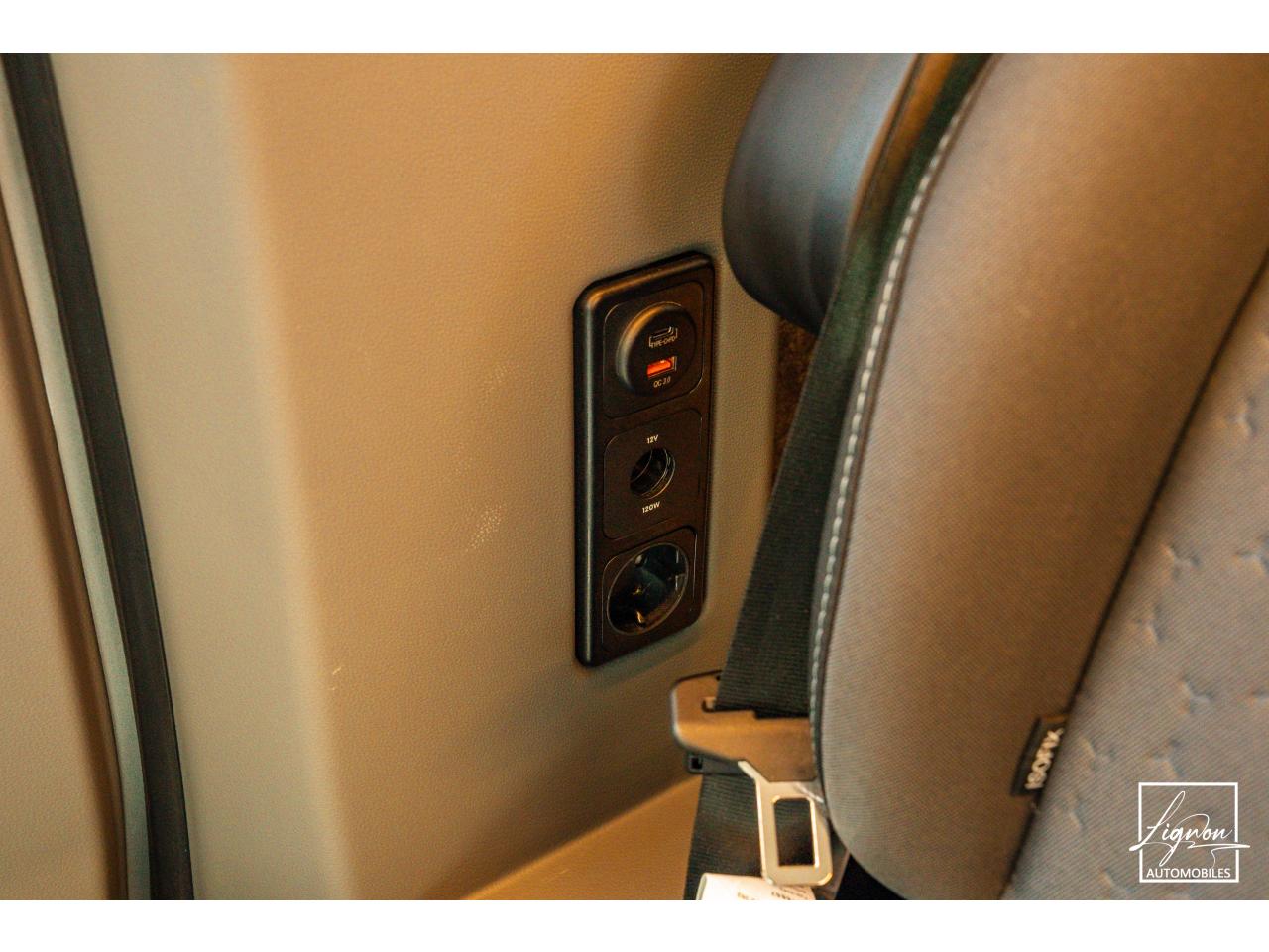 Photo FORD TRANSIT Custom Westfalia Club Joker Urban AWD 4x4 170 ch BVA 10 900 km 1er main France