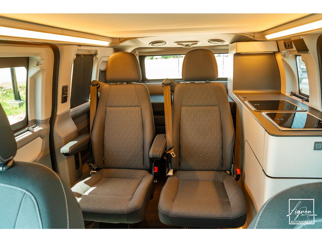 Photo FORD TRANSIT Custom Westfalia Club Joker Urban AWD 4x4 170 ch BVA 10 900 km 1er main France