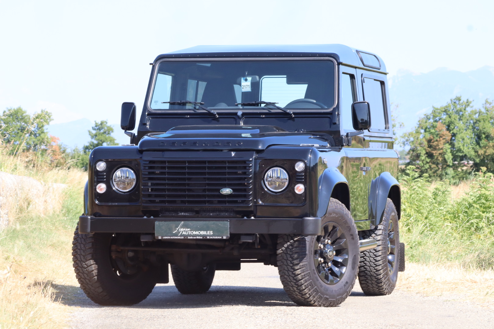 2171 LAND ROVER DEFENDER 90 Black Pack 2.2 Td4  2015 Station Wagon – 1er Main