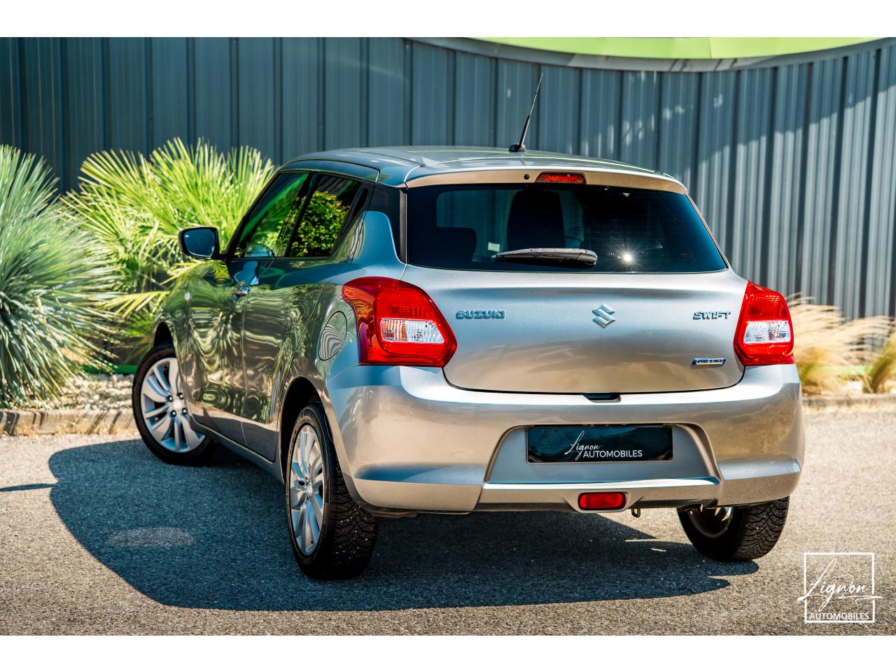 Photo SUZUKI SWIFT 1.2 Dualjet Hybrid Privilège CARPLAY/CAMERA DE RECUL