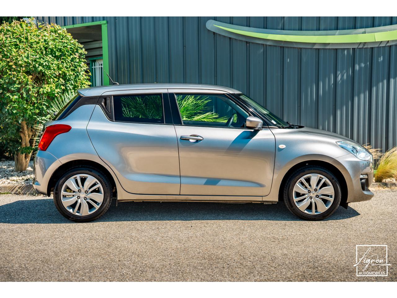 Photo SUZUKI SWIFT 1.2 Dualjet Hybrid Privilège CARPLAY/CAMERA DE RECUL