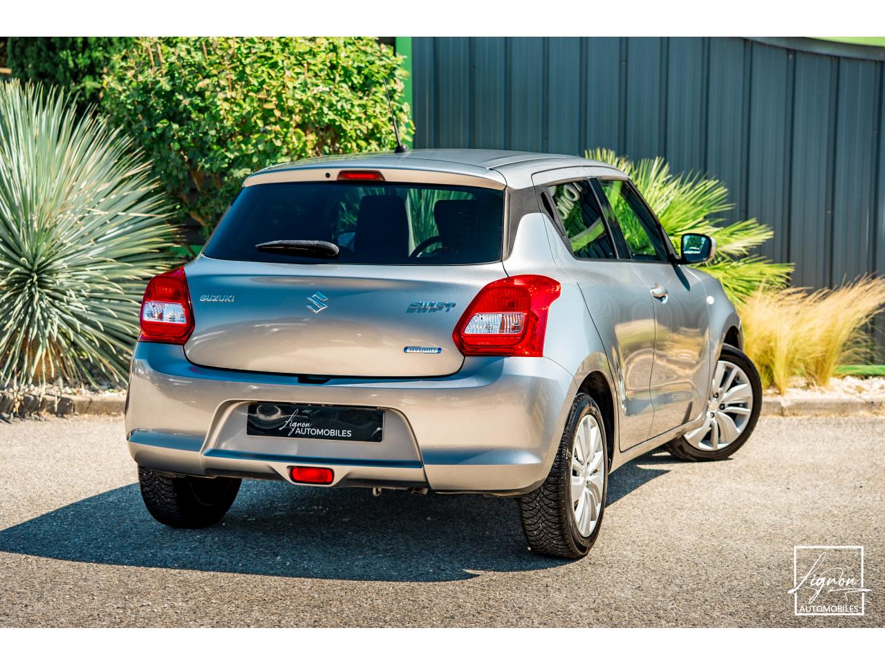 Photo SUZUKI SWIFT 1.2 Dualjet Hybrid Privilège CARPLAY/CAMERA DE RECUL