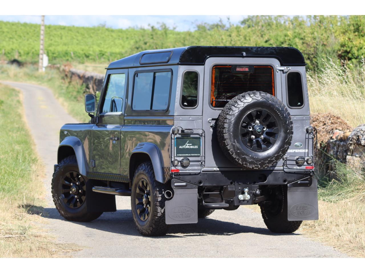 Photo LAND ROVER DEFENDER 90 TD4 2.2 Hard Top 'S' - TVA Récupérable